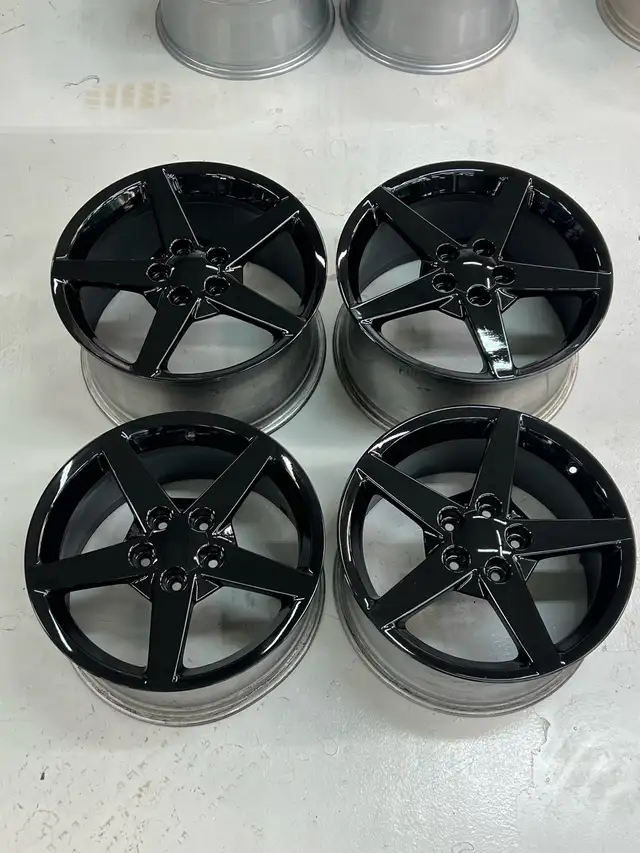GM powdercoated wheels.webp