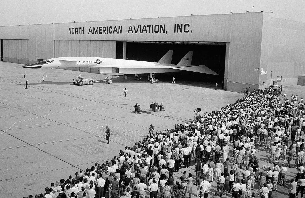 167  XB70A triplesonic research plane may 1965.jpg