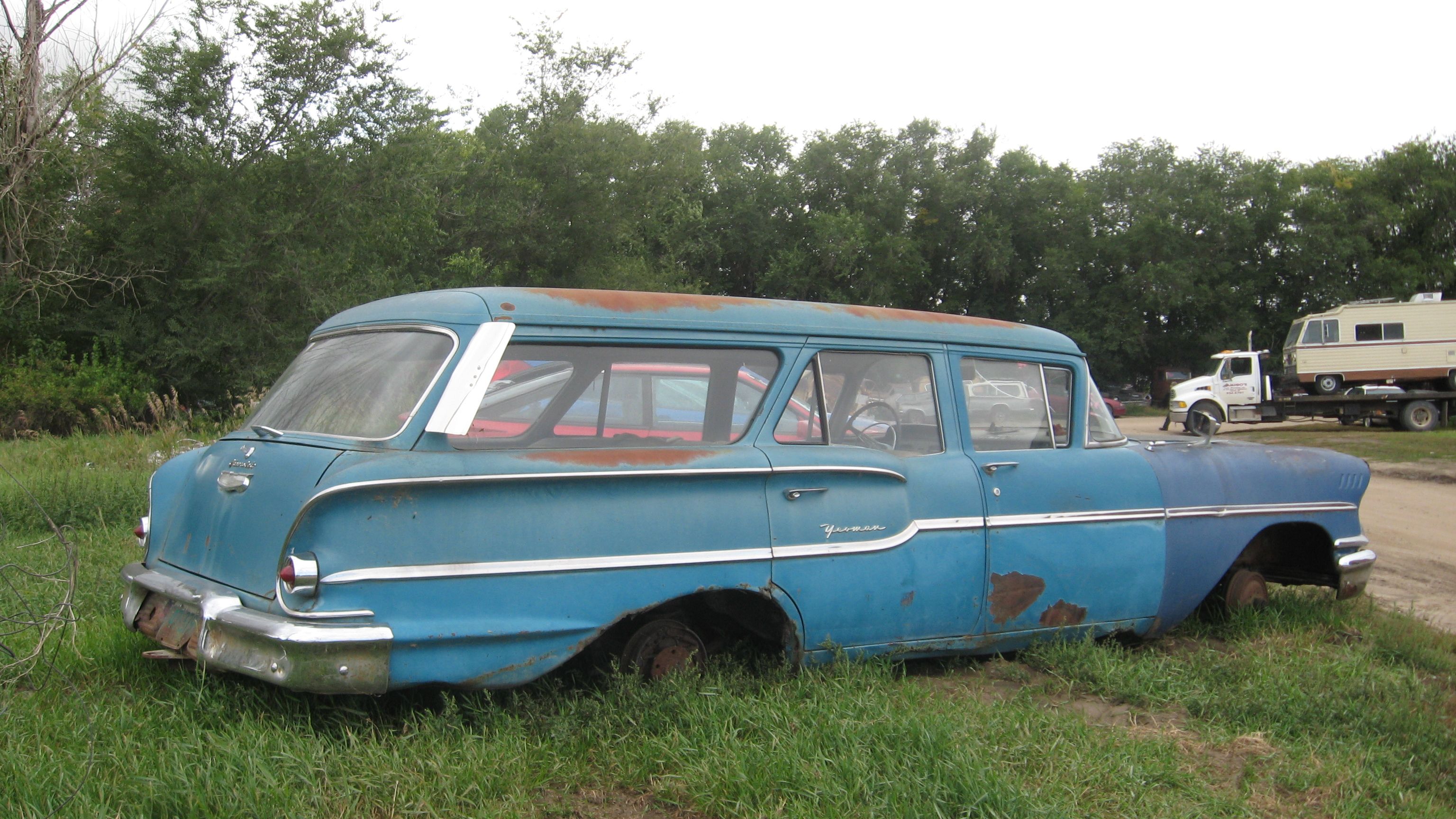 1958_Chevy_Yeoman_wagon_side.JPG