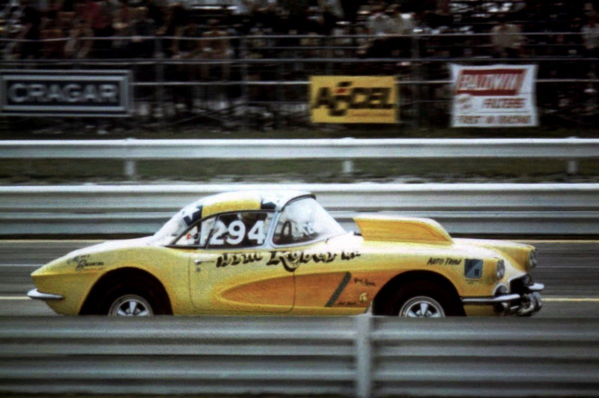 1962 Vette (Roberts).jpg