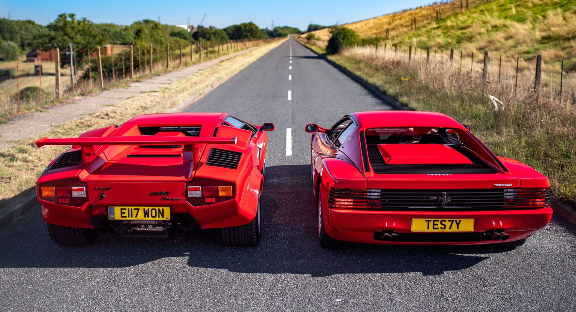 1988-Ferrari-Testarossa-vs-1986-Lamborghini-Countach.jpg