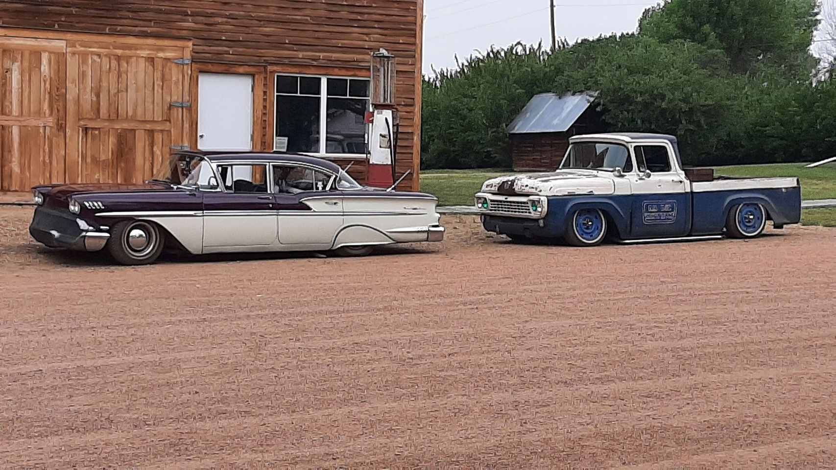 58chev4door.jpg