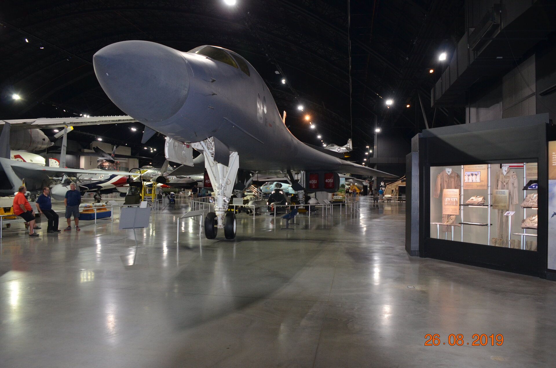 AIR FORCE 8 B-2.JPG