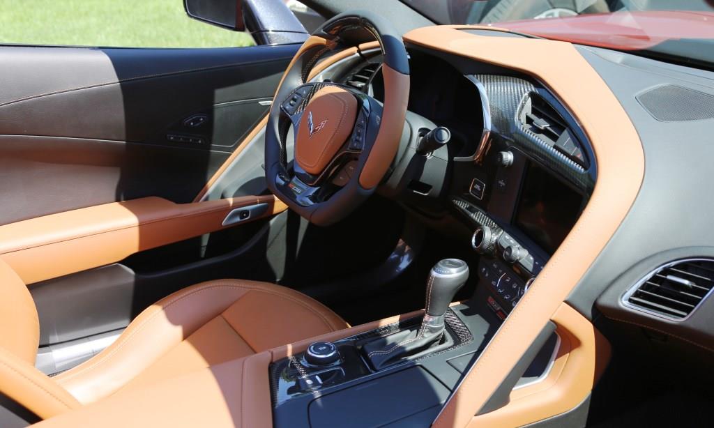 ALLFLASH Z06 Caravaggio Install Wheel Dash Console 2