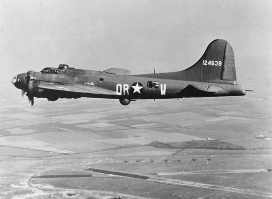 B-17-Flying-Fortress.jpg