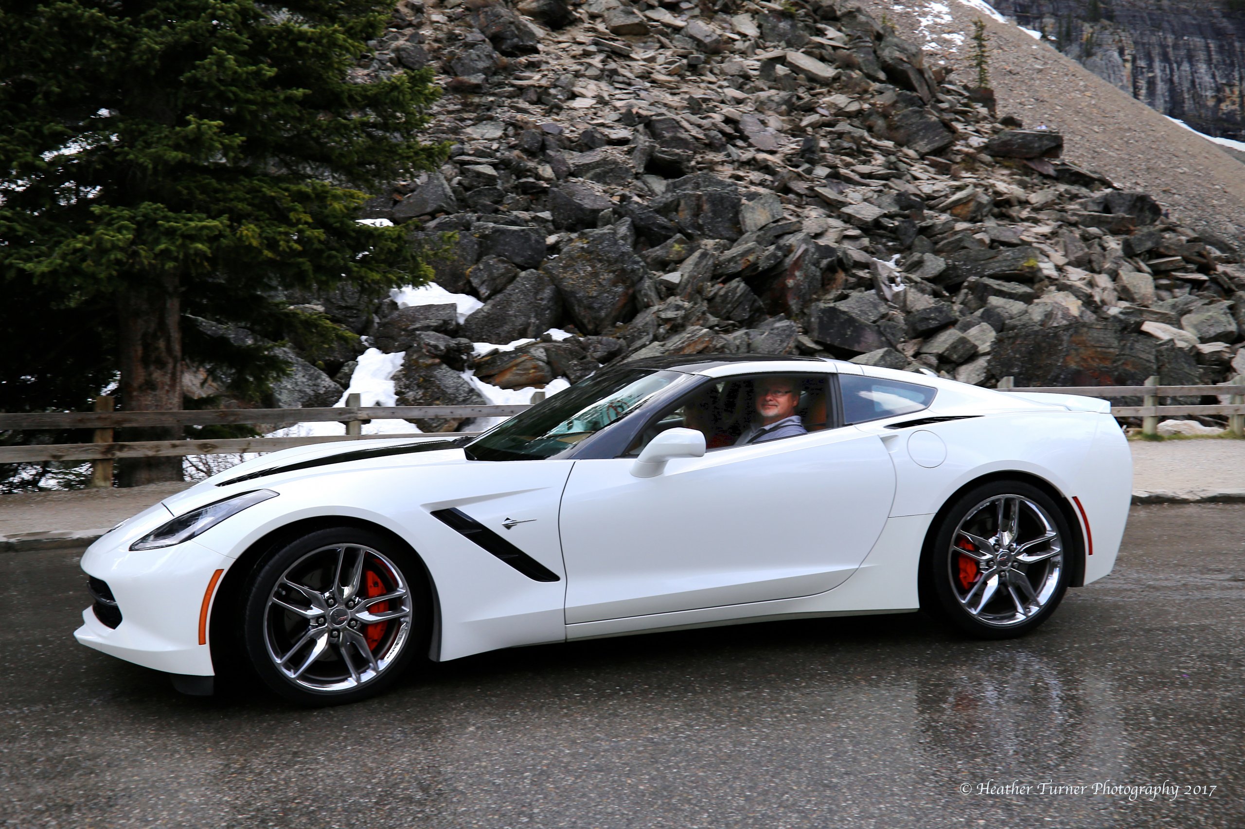 © White Stingray @ Moraine Lake 6--4-2017.jpg