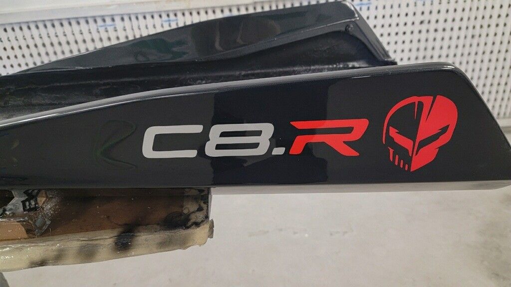 C8.R Jake Side Skirt LH2.jpg