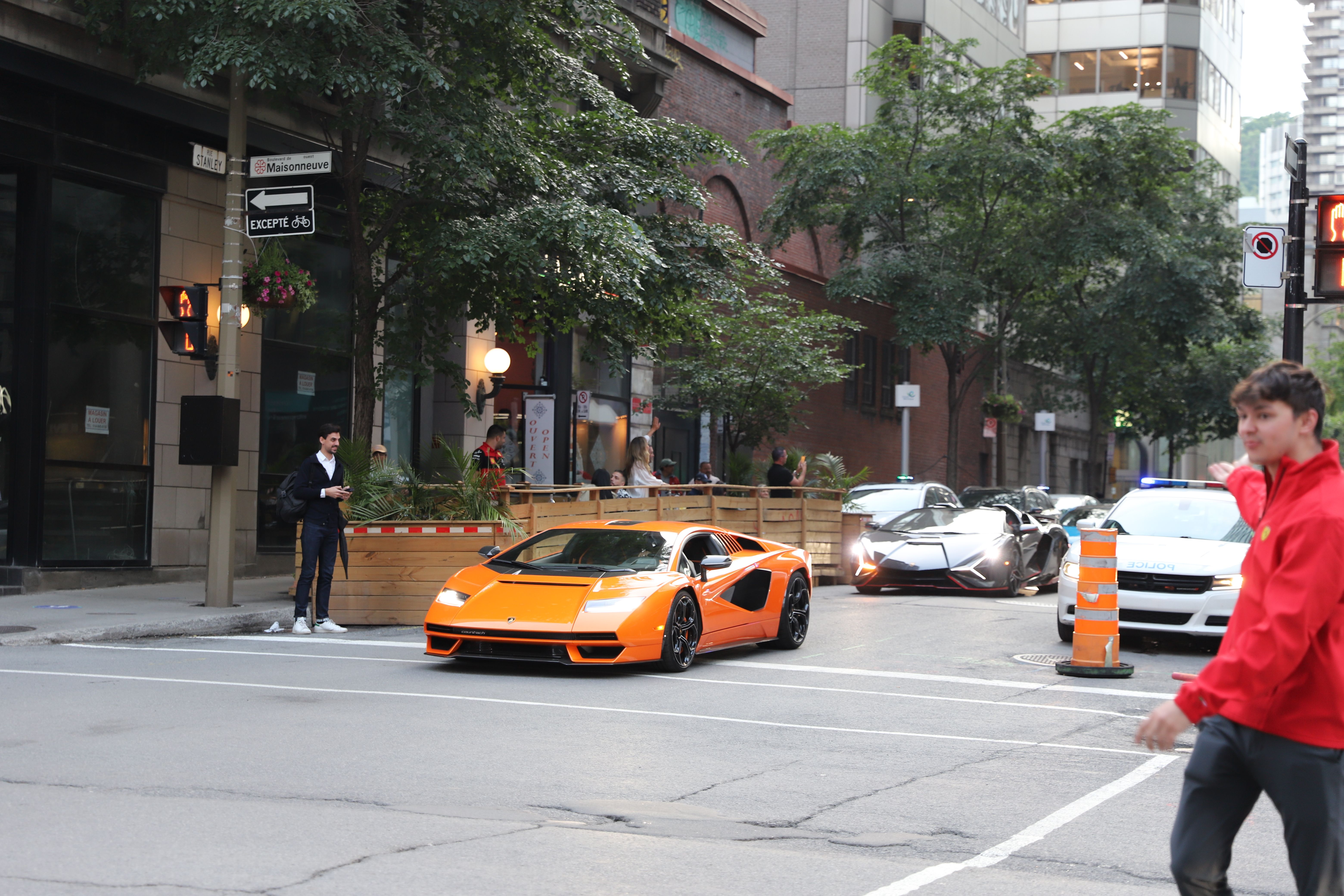 Canon EOS 6D Mark II 6240x4160_000010.jpg