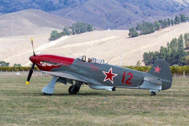 CF15_Yak-3_ZK-YYY_040415_03-640x427.jpg