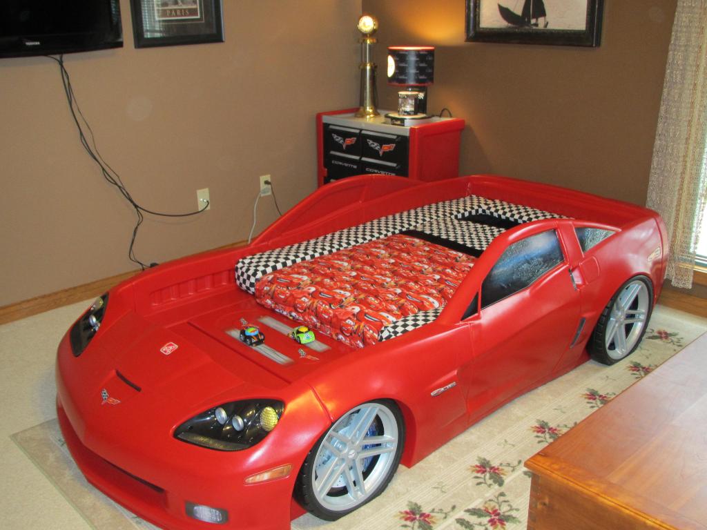 Corvette-Toddler-Bed-Designs.jpg