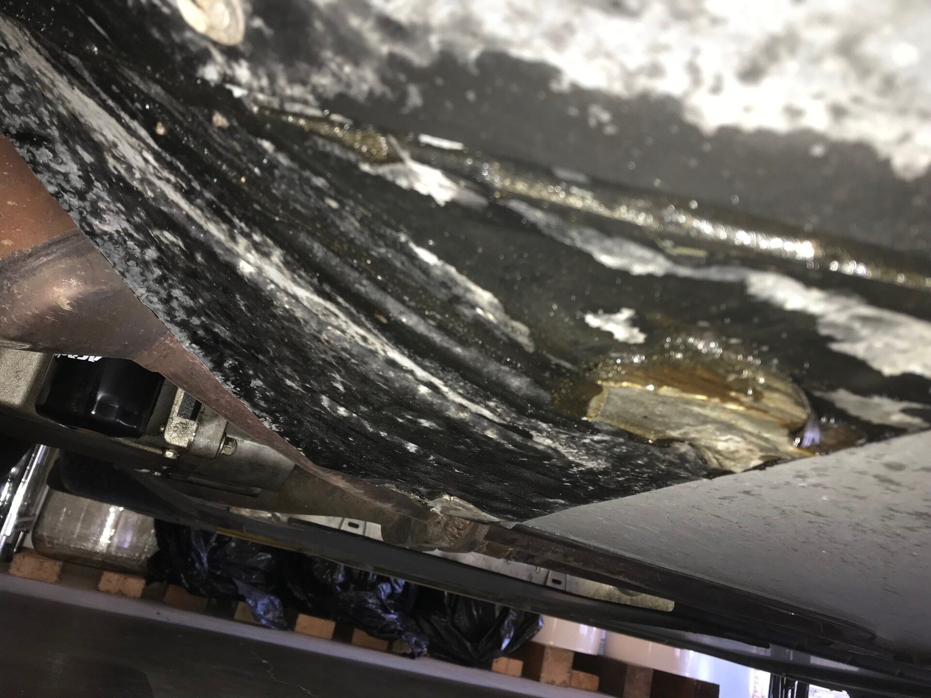 Corvette Under Carriage Pic May 29 2019.jpeg