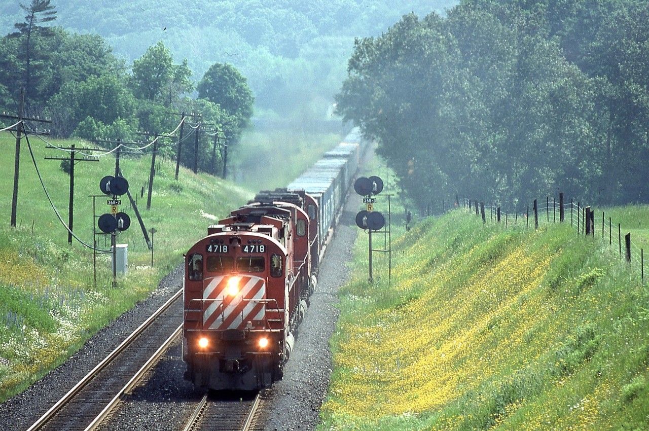 CP 4718.jpg
