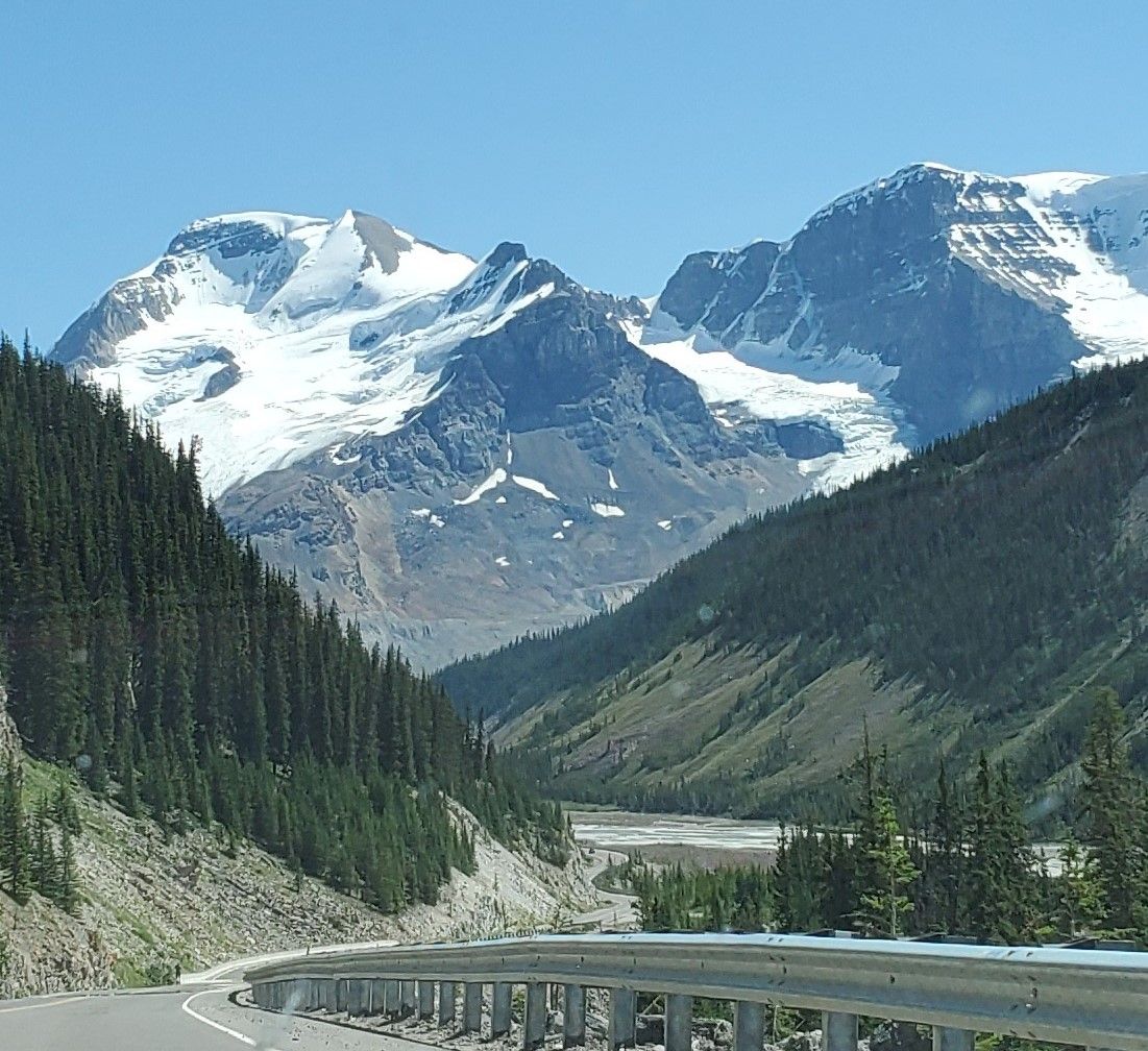 Cruising through Glacier National Park - 002.jpg