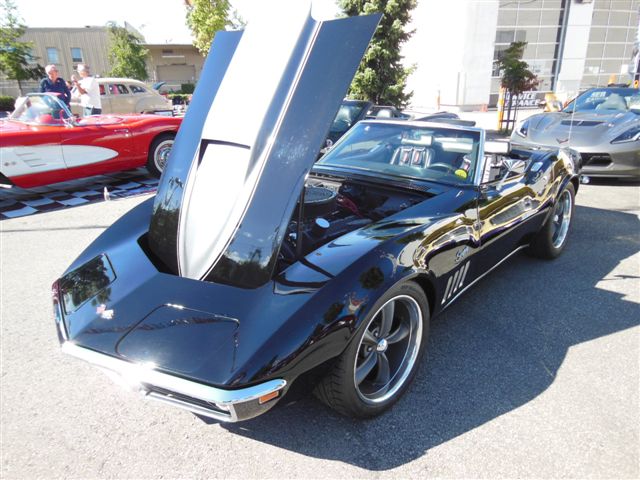 Dueck's Terminal Ave. Show 045.jpg