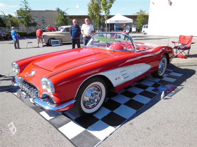 Dueck's Terminal Ave. Show 047.jpg