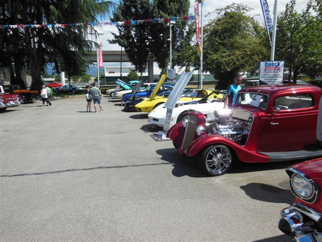 Dueck's Terminal Ave. Show 076.jpg