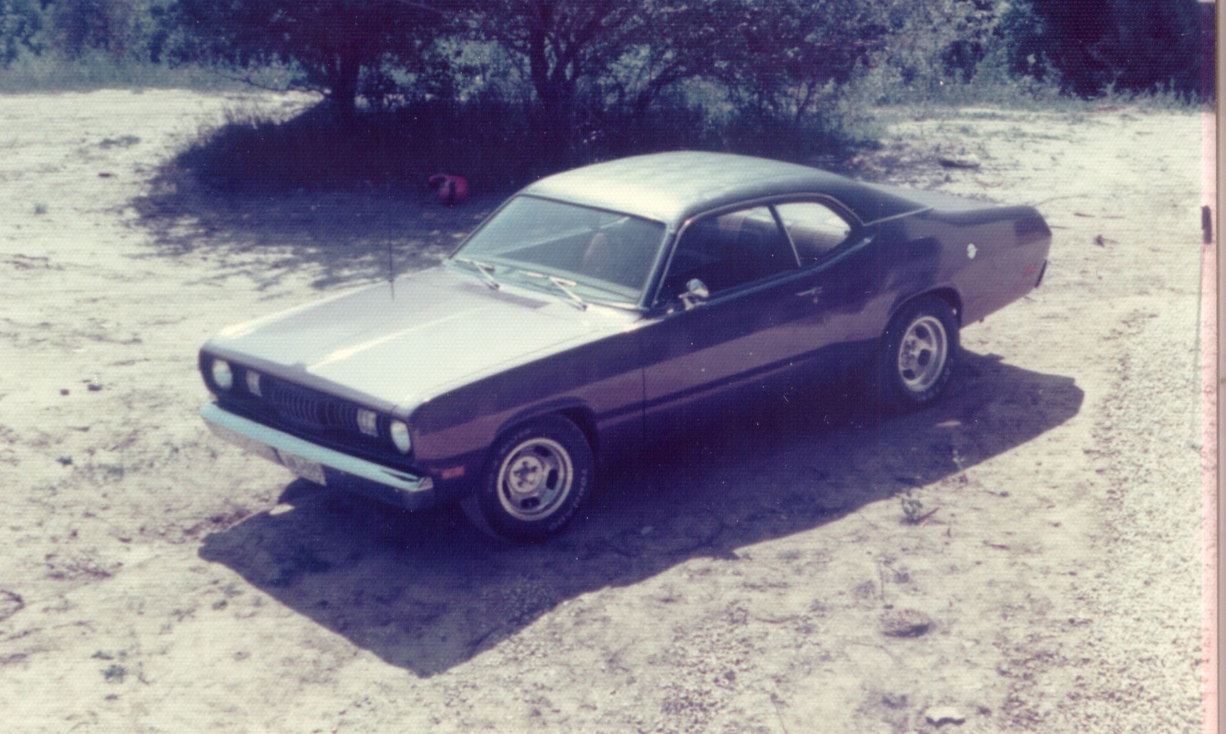 Duster1975a.jpg