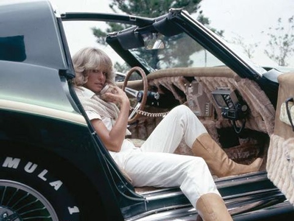 Farrah Fawcetts George Barris-designed quotFoxy 1970 Corvettequot.jpg