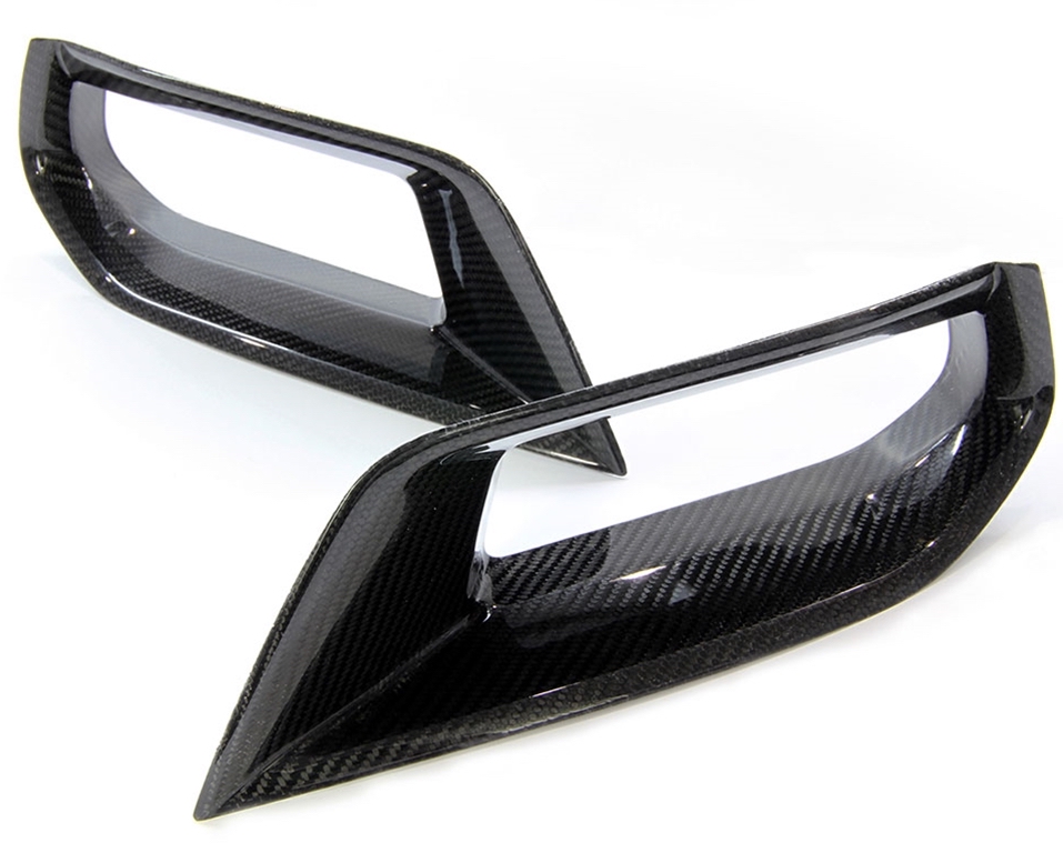 Front Carbon Brake inlets.jpg