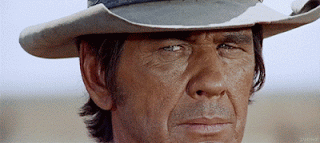 giphy_43edba5a9b22c105913f6b01358b224631baa0cd.gif