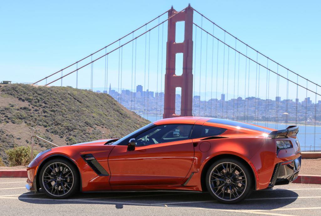 Golden Gate Bridge Z06.jpg