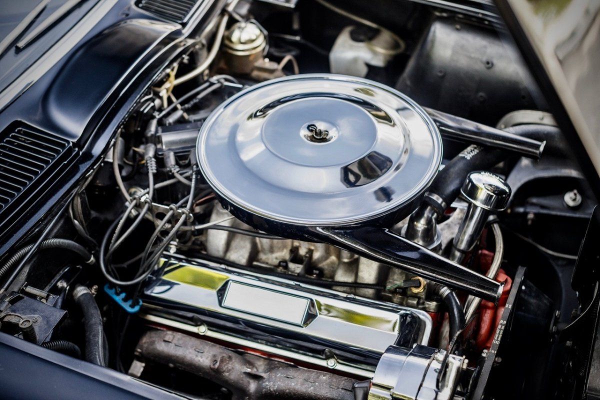 hot18c 63 small block.jpg