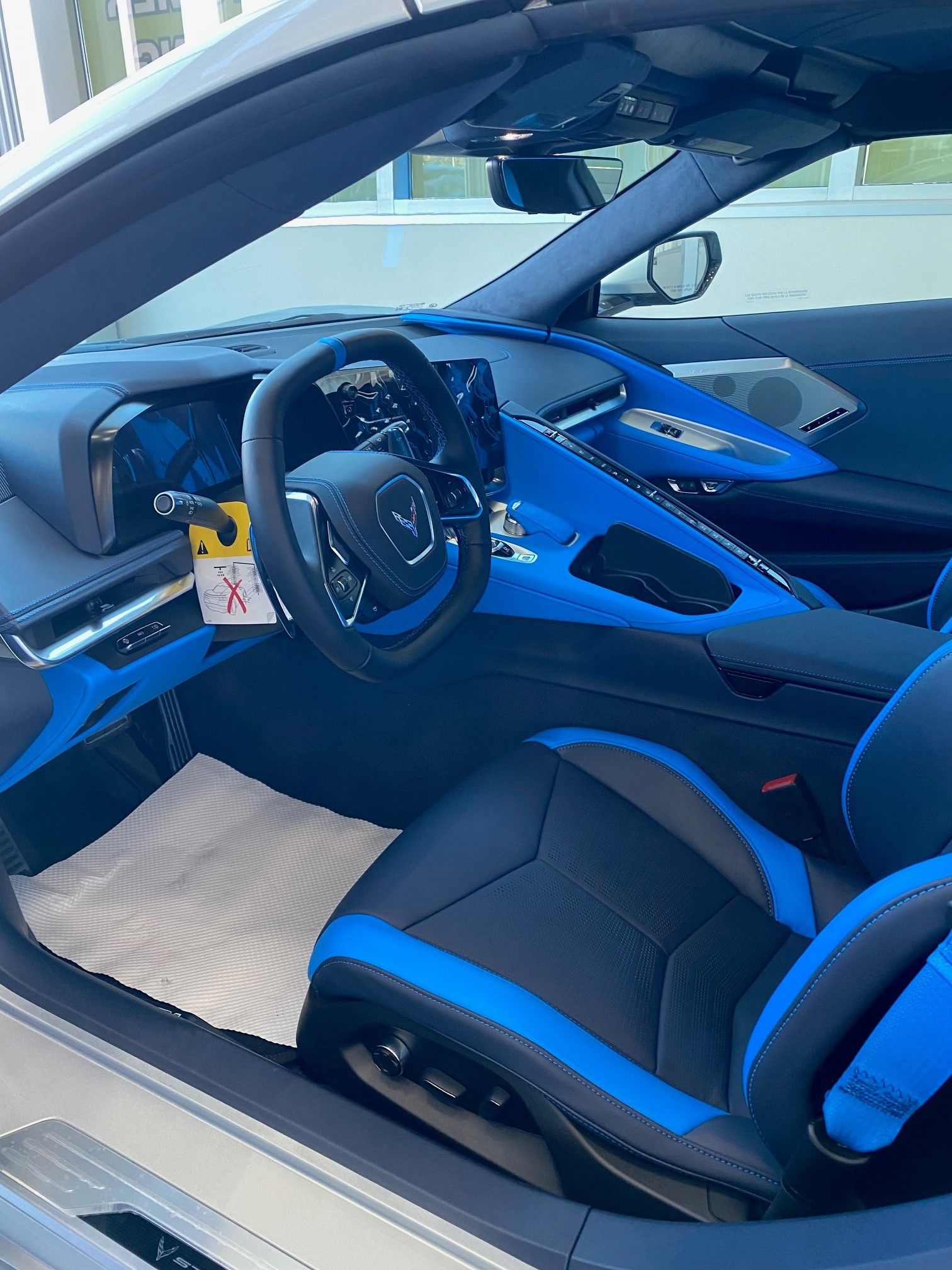 Interior.jpg