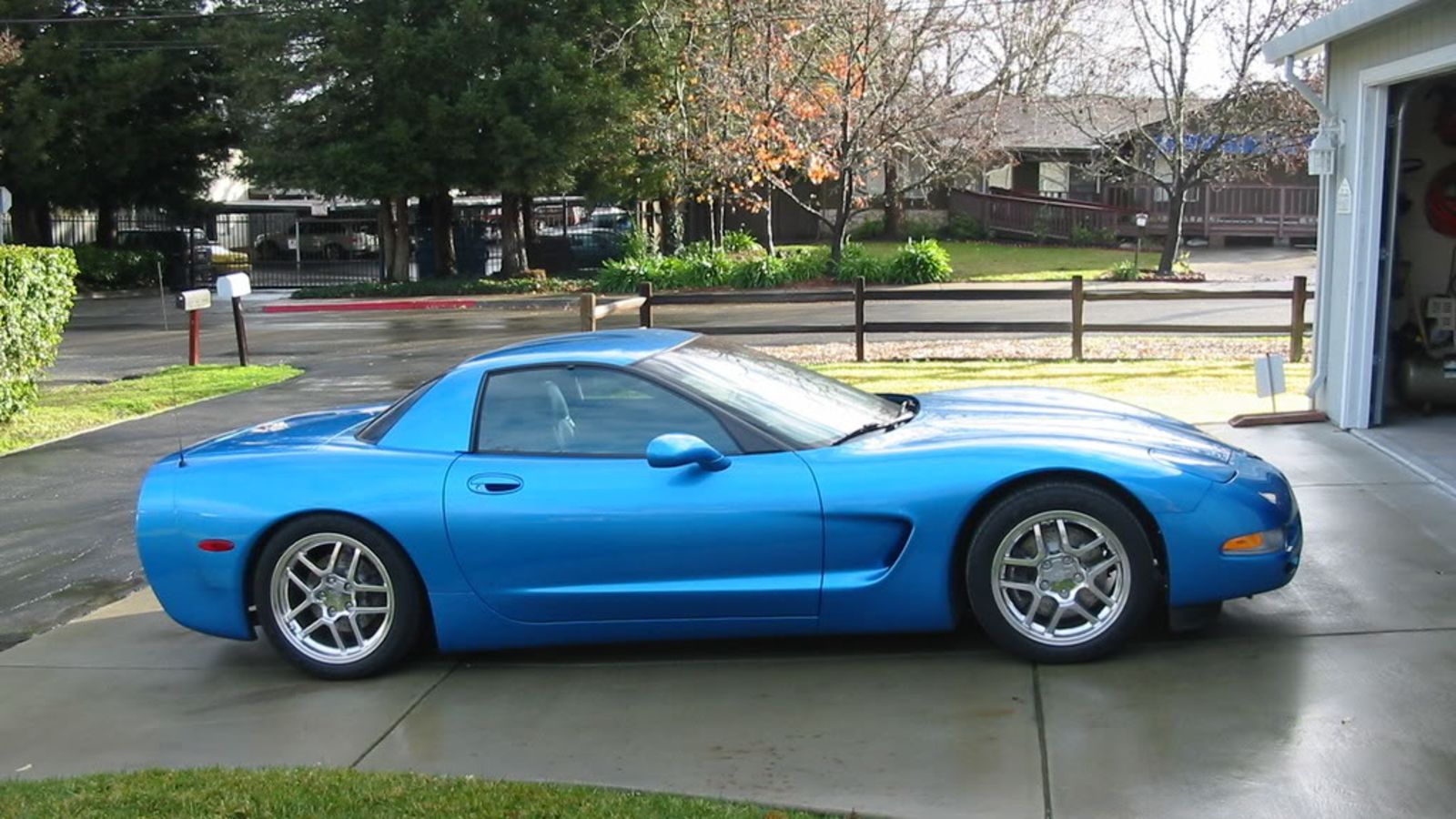 nasau blue.jpg