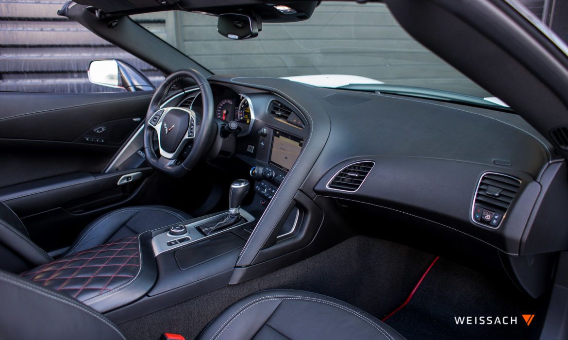 OU1294-2016-Corvett-Stingray-White-34-1170x700.jpg