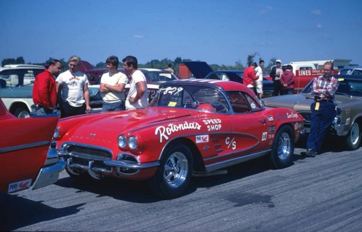 rotondas speed shop vette.jpg