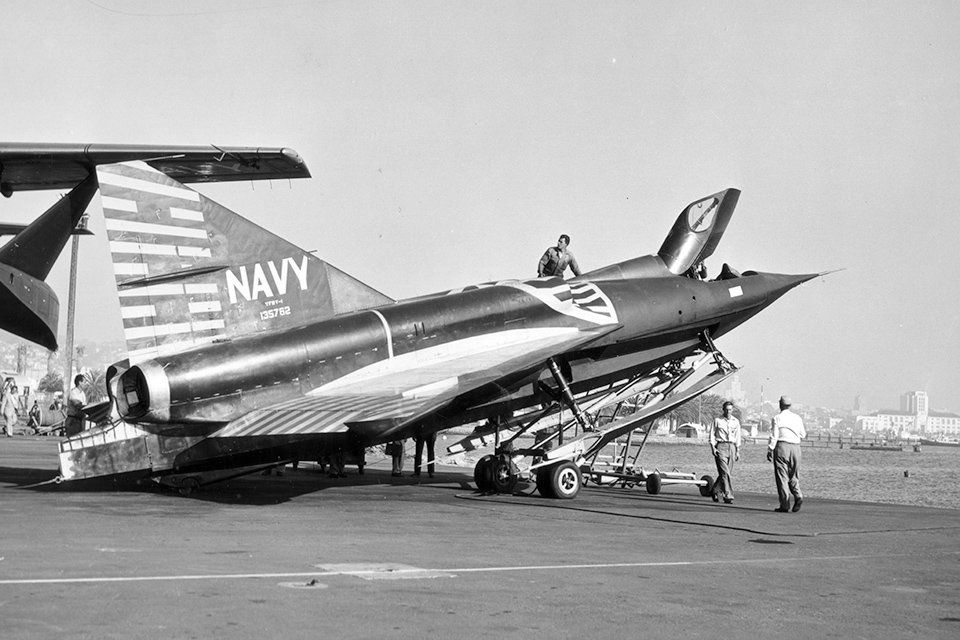 sea_dart_5_42247dc3cb8d68c5c05c16f3ae8cbdde6a37411a.jpg
