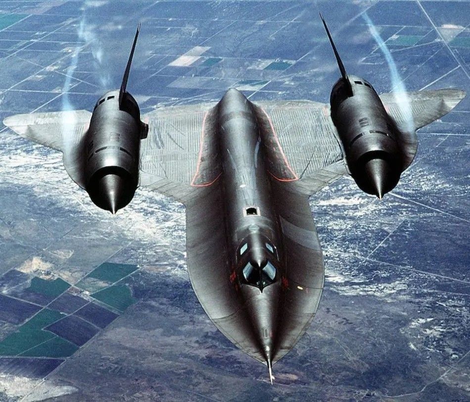sr_71_blackbird_hq_12_01_23_960_1_16_b7d1d929c41346970e822d149b95a3193b59918d.jpg