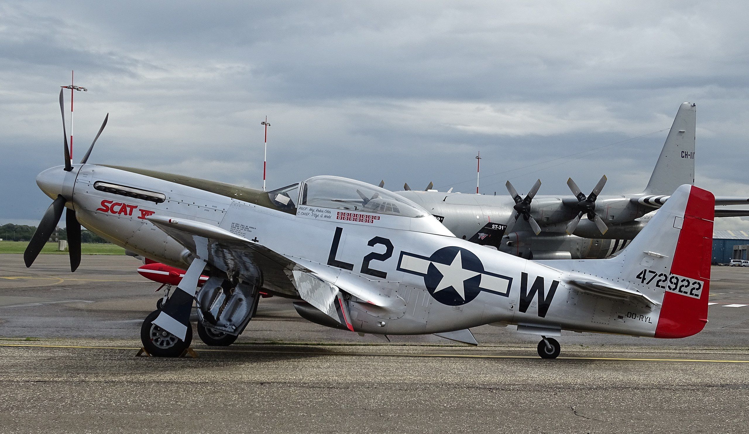this-is-one-of-the-most-famous-american-fighters-ever-it-grounded-luftwaffe-in-wwii_7.jpg