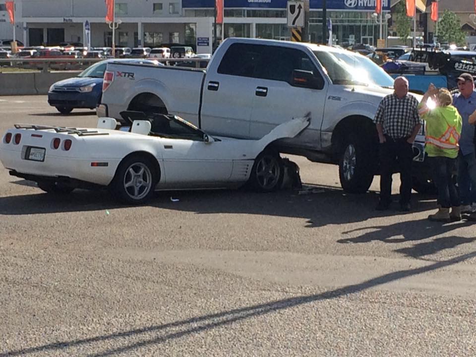 Vette Under Truck 4.jpg