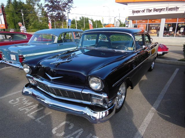 Wednesday Night at the A&W 22 & King George Highway 007.jpg