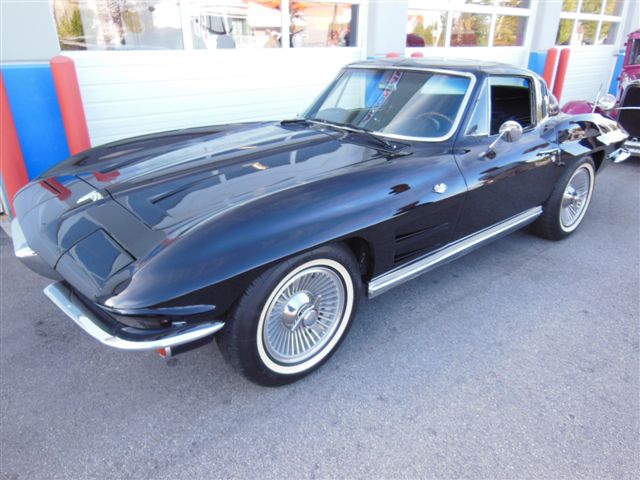 Wednesday Night at the A&W 22 & King George Highway 019.jpg