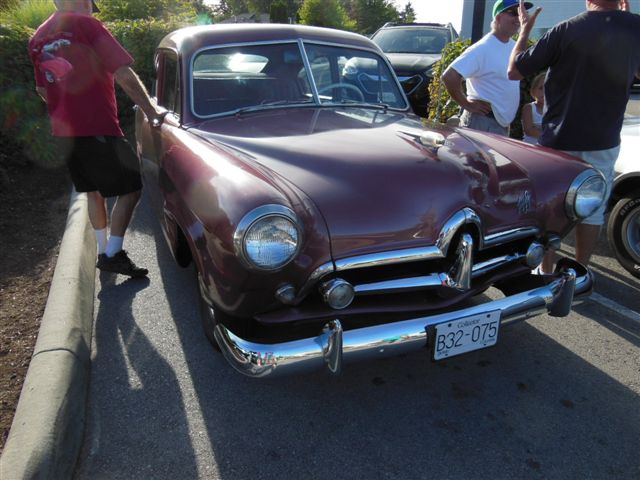 Wednesday Night at the A&W 22 & King George Highway 024.jpg