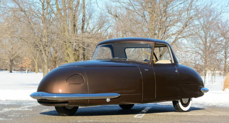 Weird-Car-Of-The-Day-1948-Davis-Divan-960x517.webp
