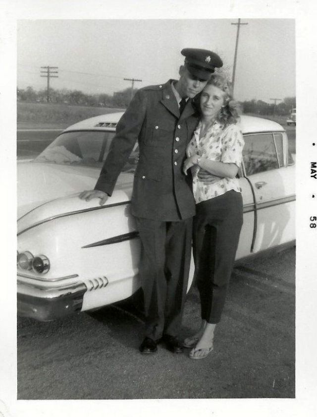 Young Couples in the 1950s (18).jpg