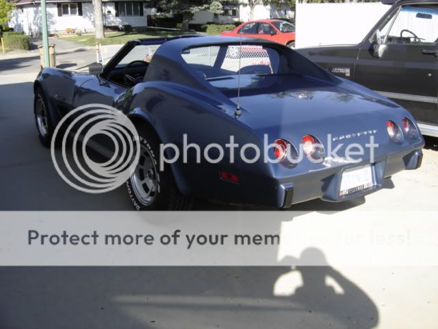 1975vette001.jpg